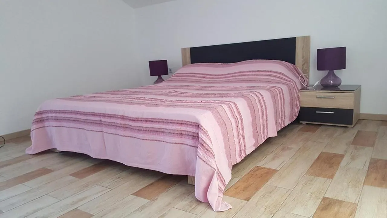 Apartments Smokvica I  Smokvica (Pag)